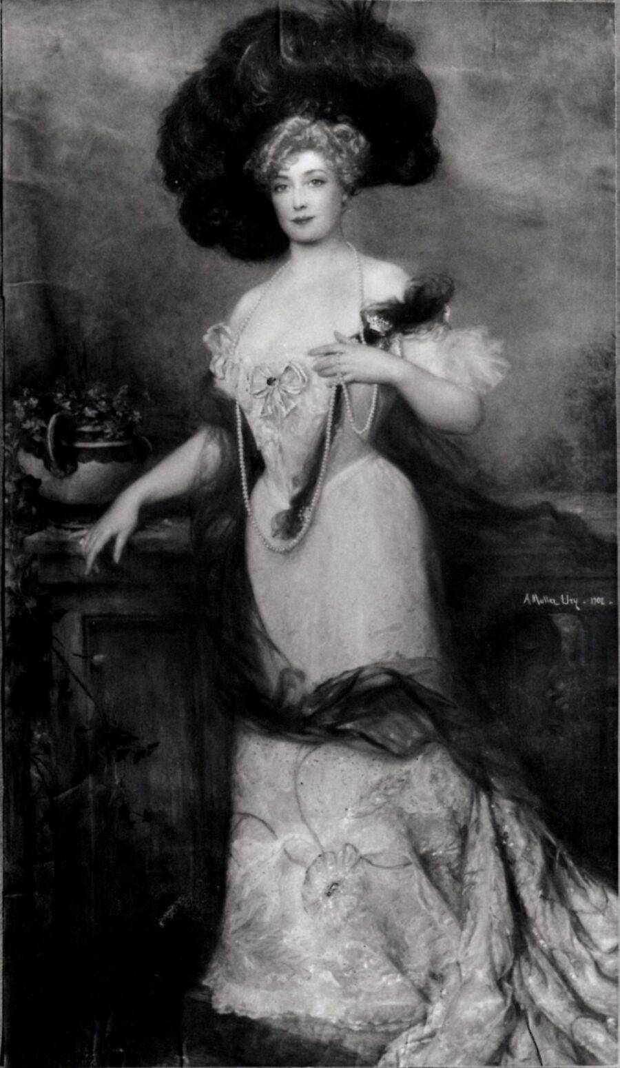 RUSSELL, Lillian